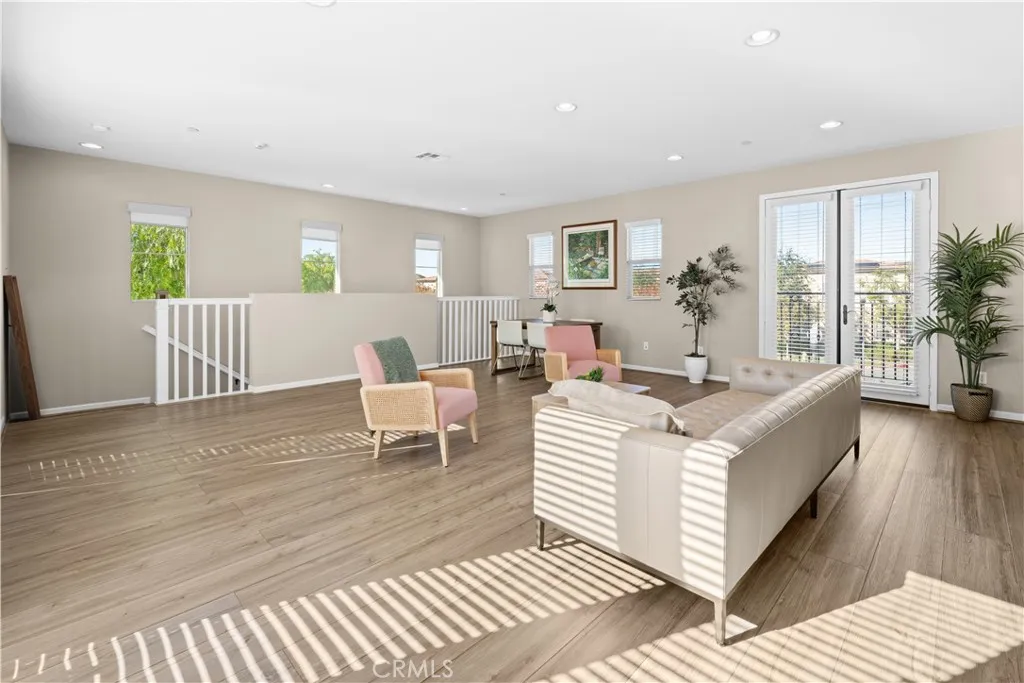 26265 Prima Way, Saugus, California 91350 home-pic-13