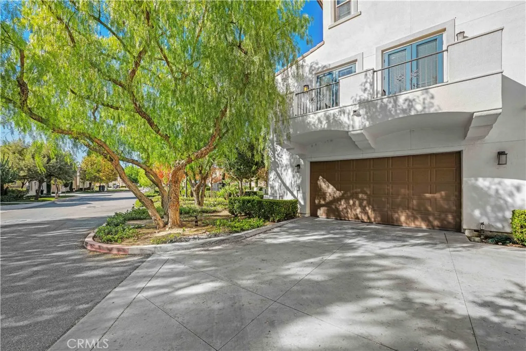 26265 Prima Way, Saugus, California 91350 home-pic-6