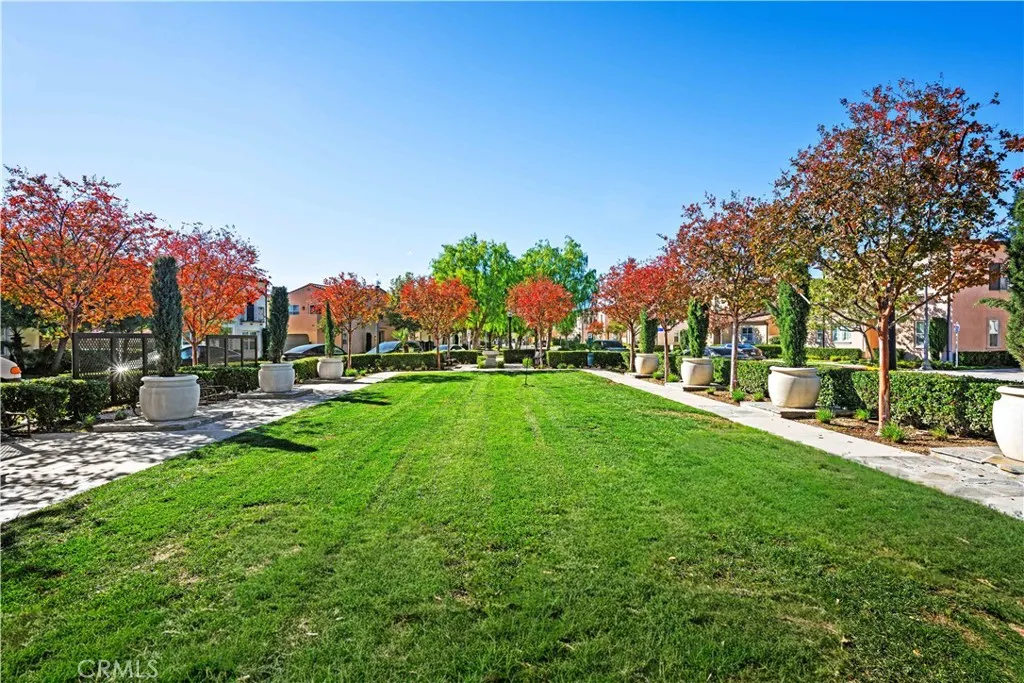 26265 Prima Way, Saugus, California 91350 home-pic-8