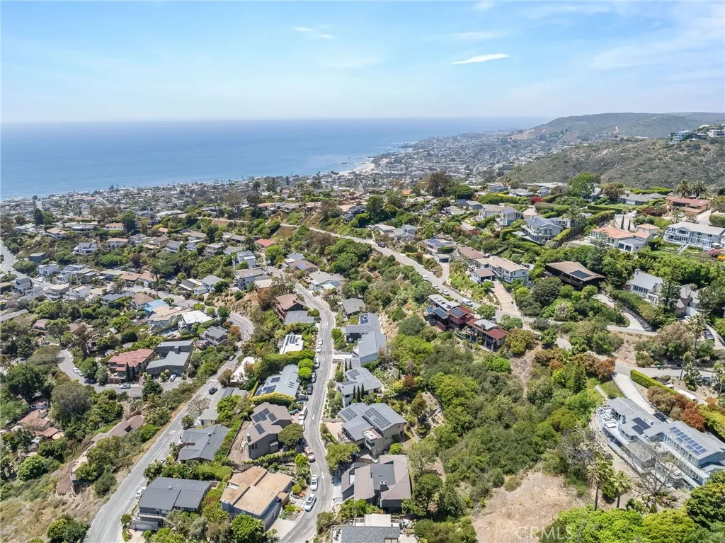 1450 Terrace Way, Laguna Beach, California 92651 home-pic-24