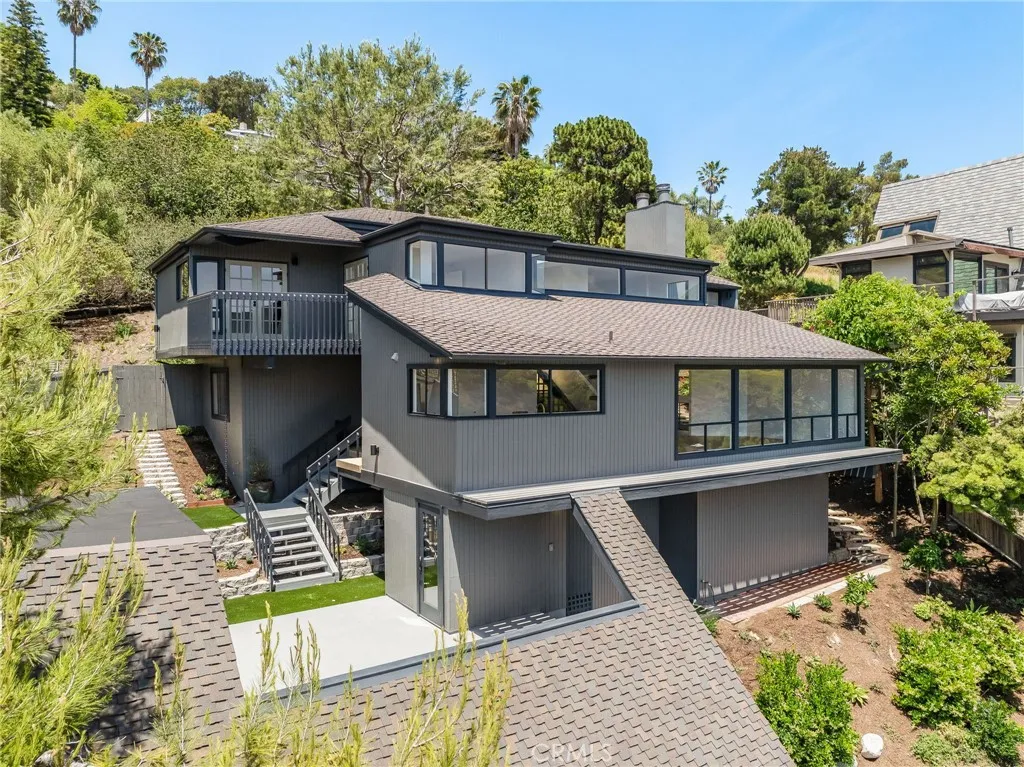 1450 Terrace Way, Laguna Beach, California 92651 home-pic-2