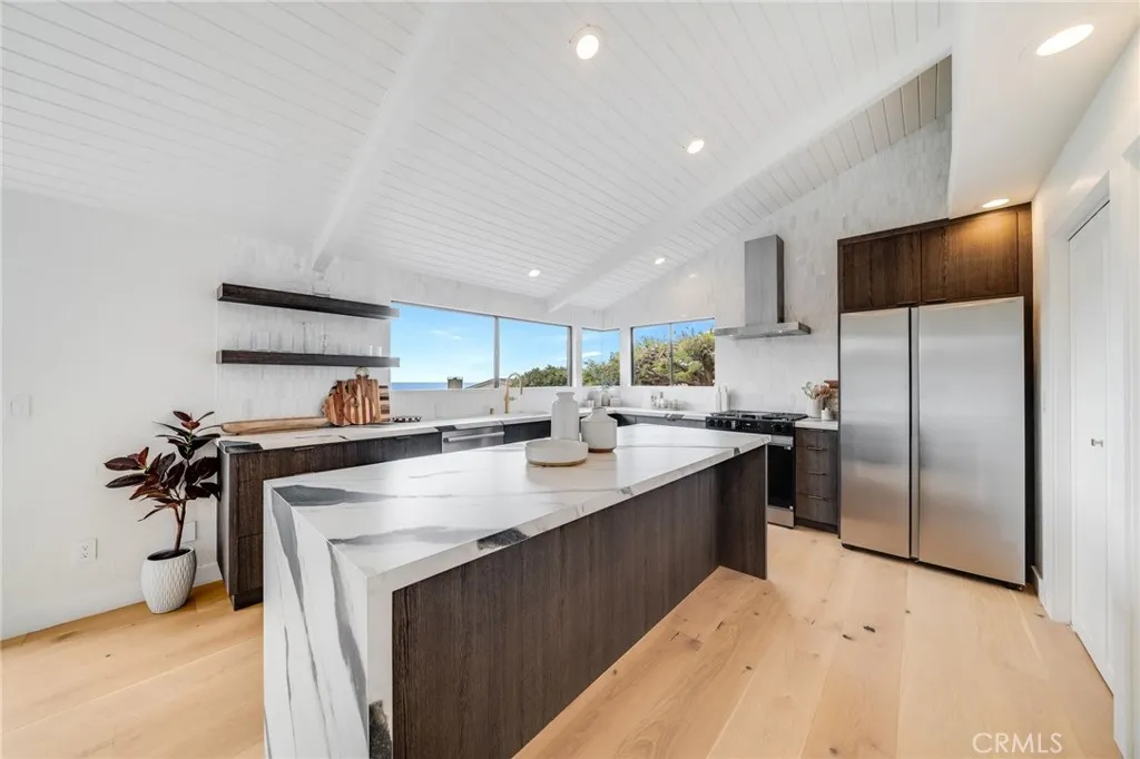 1450 Terrace Way, Laguna Beach, California 92651 home-pic-10