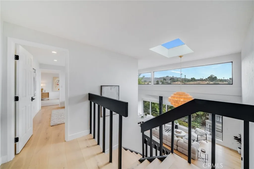 1450 Terrace Way, Laguna Beach, California 92651 home-pic-14
