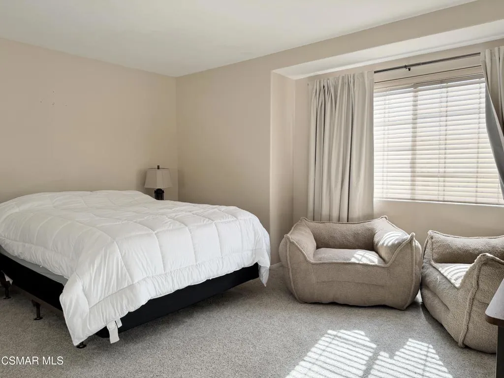 510 Savona Way, Oak Park, California 91377 home-pic-26