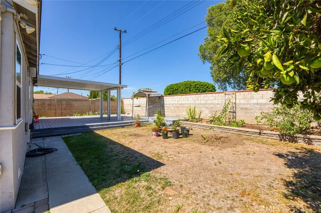 425 W Knepp, Fullerton, California 92832 home-pic-11