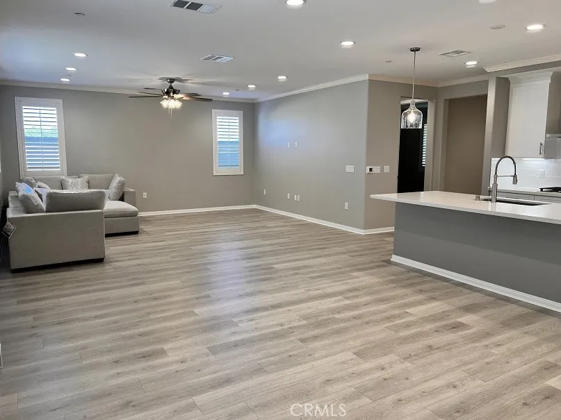 30272 Tetrault, Menifee, California 92584 home-pic-3