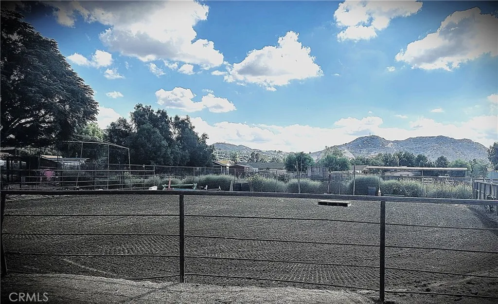 361 Spur, Norco, California 92860 home-pic-24