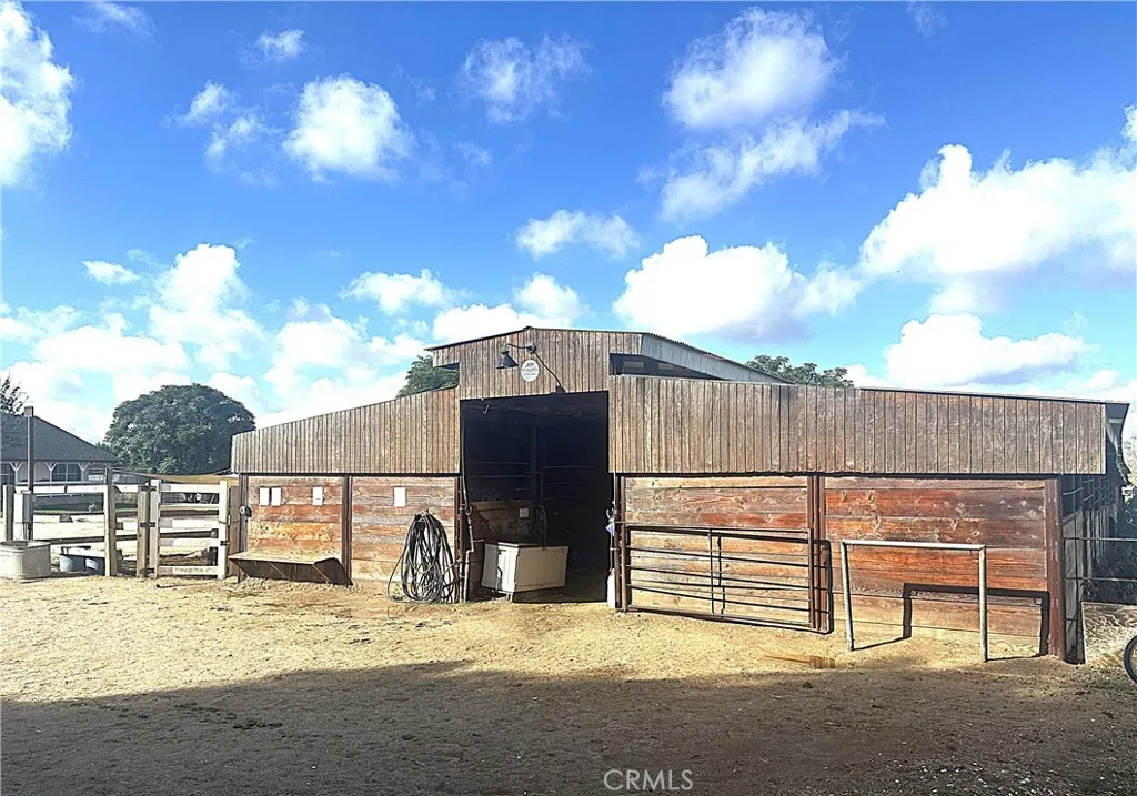361 Spur, Norco, California 92860 home-pic-14