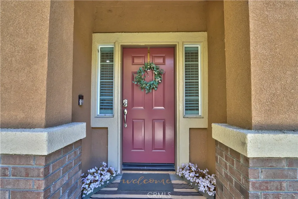 39678 Columbia Union, Murrieta, California 92563 home-pic-1