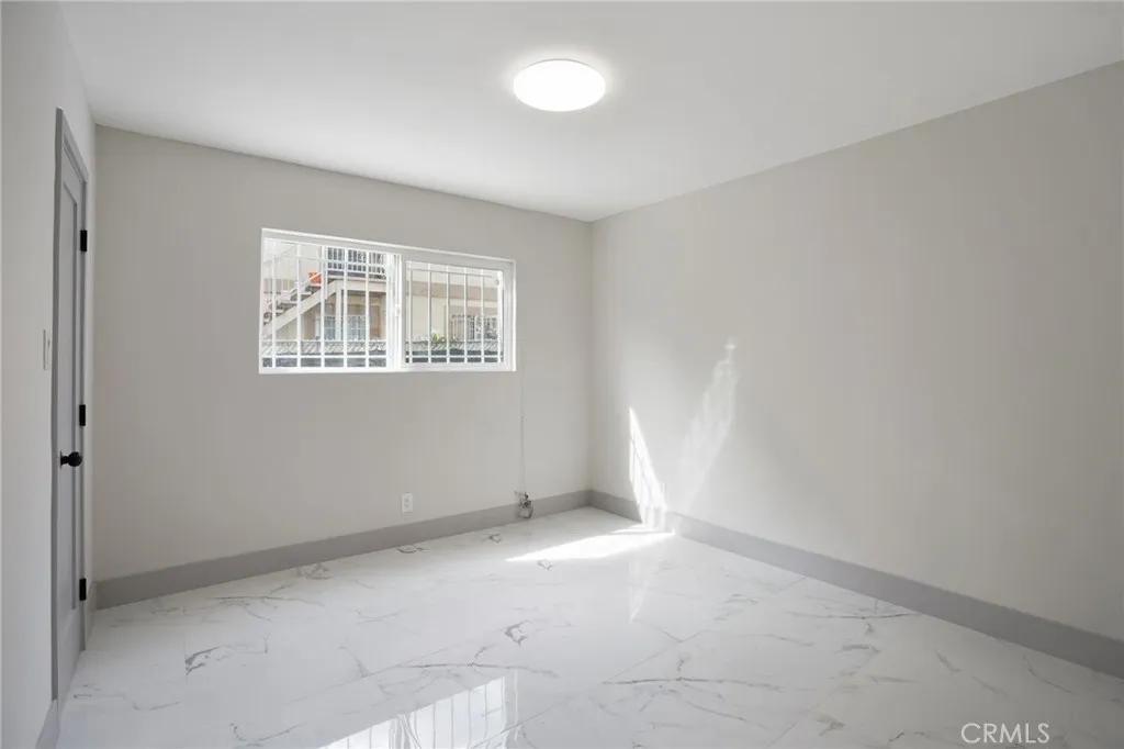 253 E 82nd, Los Angeles, California 90003 home-pic-11