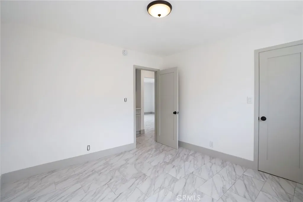 253 E 82nd, Los Angeles, California 90003 home-pic-20