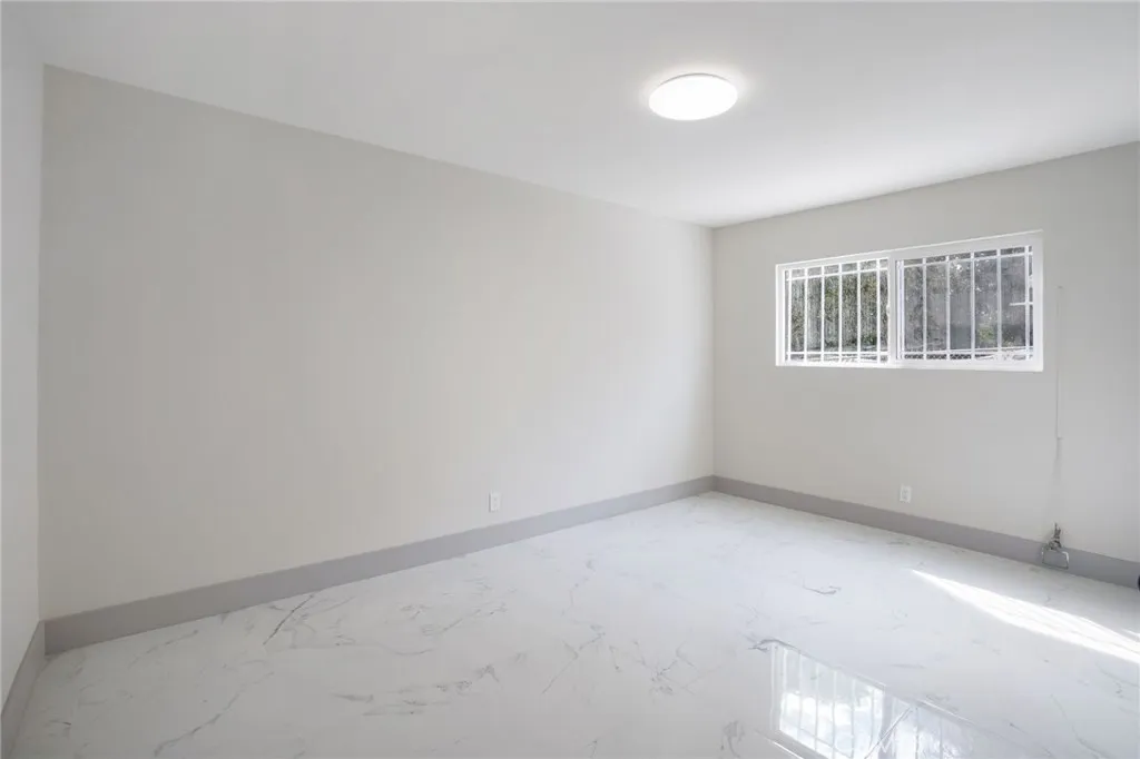 253 E 82nd, Los Angeles, California 90003 home-pic-14