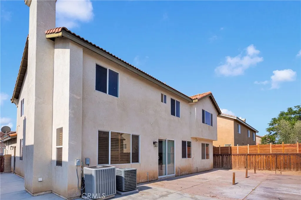 12626 Luna, Victorville, California 92392 home-pic-49