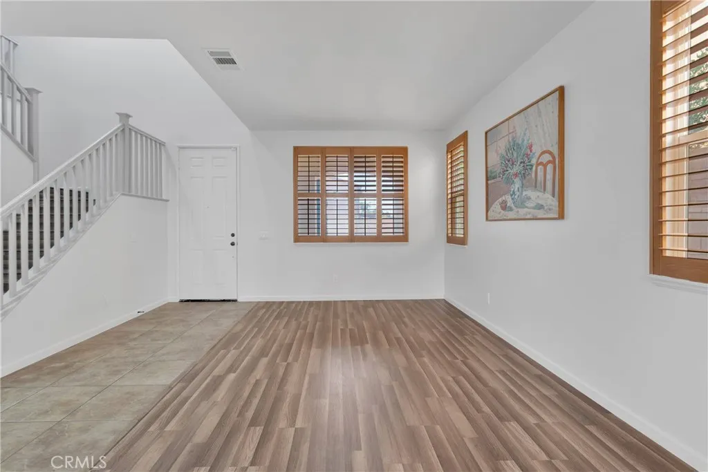 12626 Luna, Victorville, California 92392 home-pic-10