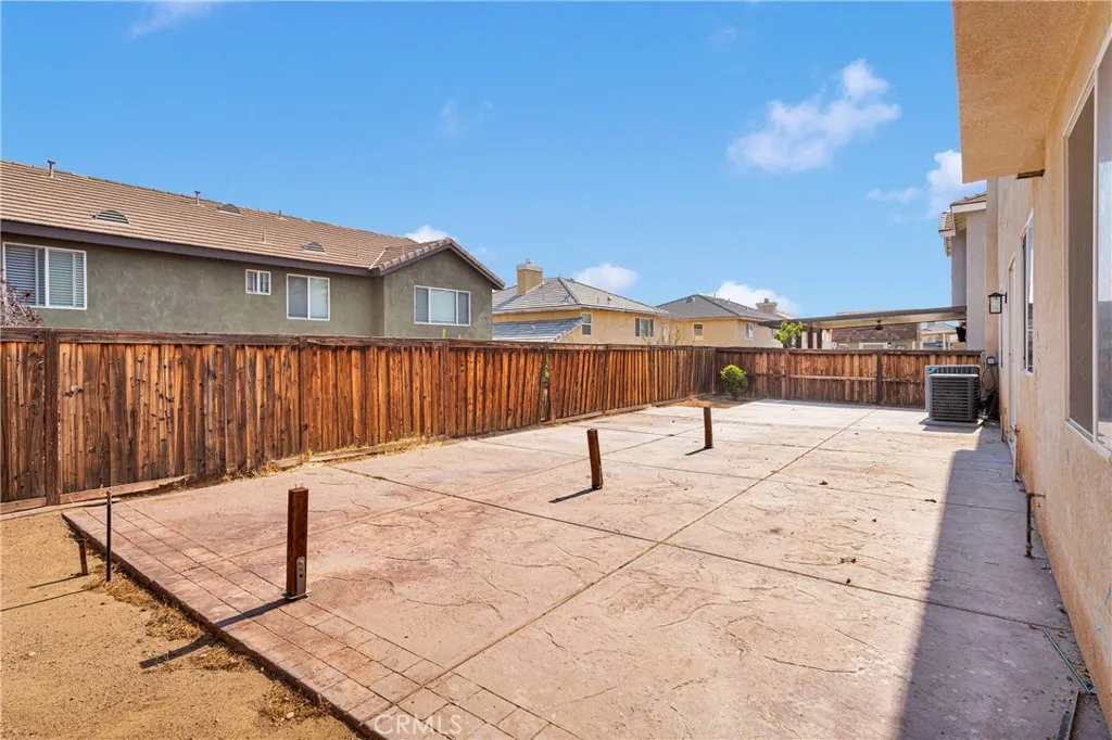 12626 Luna, Victorville, California 92392 home-pic-51