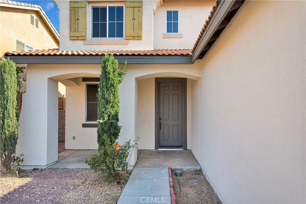 12626 Luna, Victorville, California 92392 home-pic-9