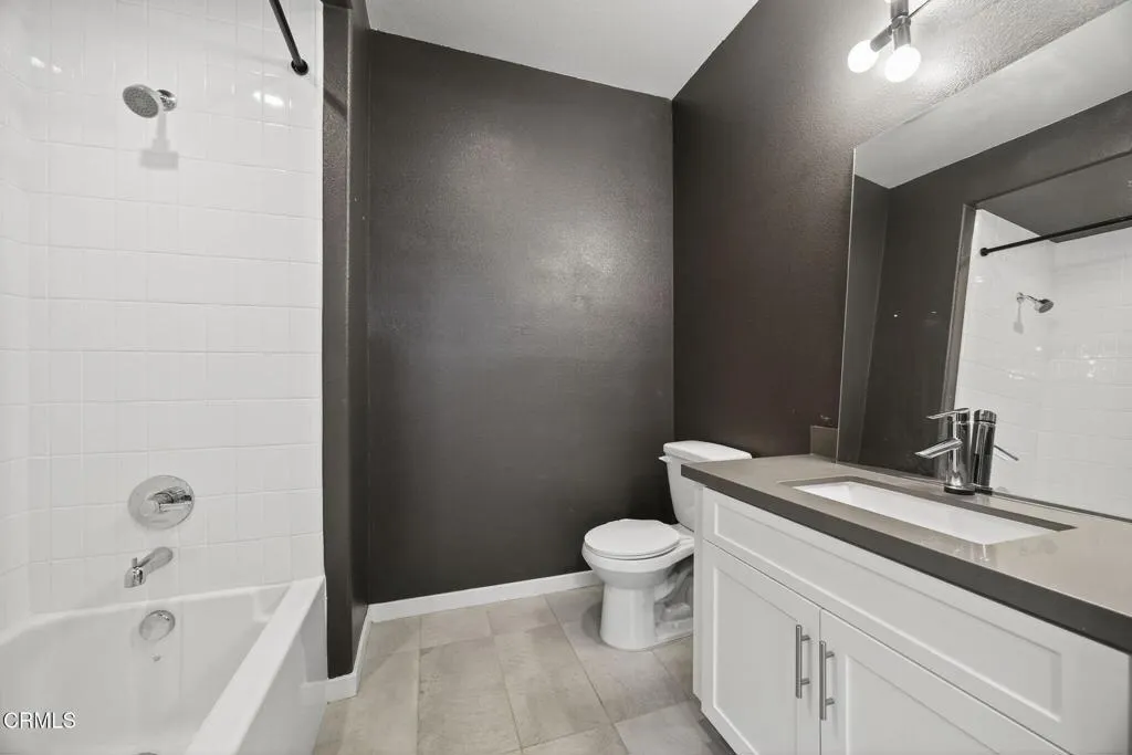 302 Marlee Lane, Camarillo, California 93012 home-pic-11