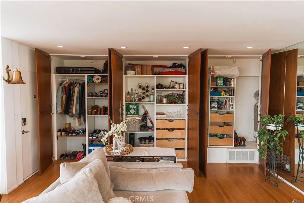 16 36th F, Long Beach, California 90803 home-pic-24