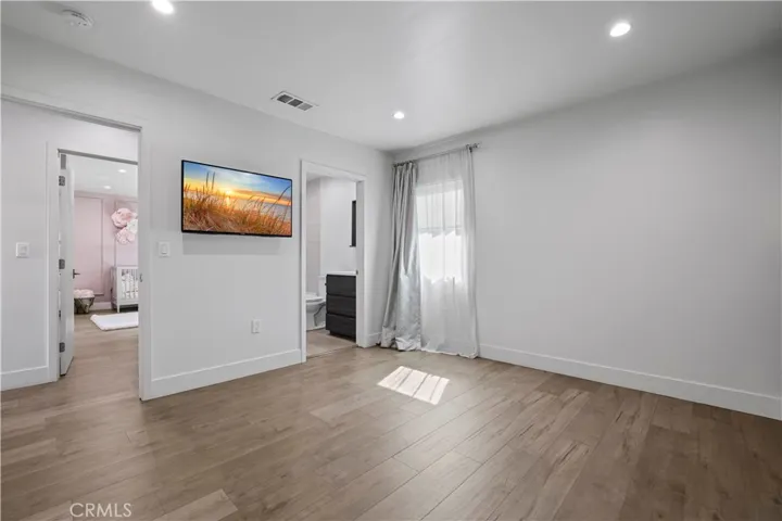 14940 Hartland, Van Nuys, California 91405