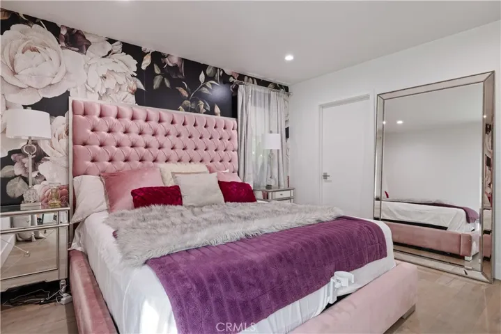 14940 Hartland, Van Nuys, California 91405