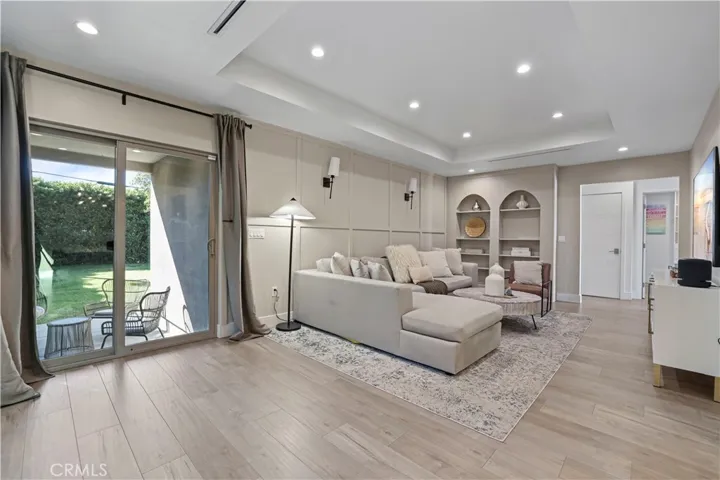 14940 Hartland, Van Nuys, California 91405