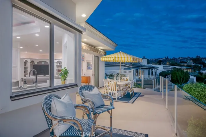 1545 Caribbean Way, Laguna Beach, California 92651