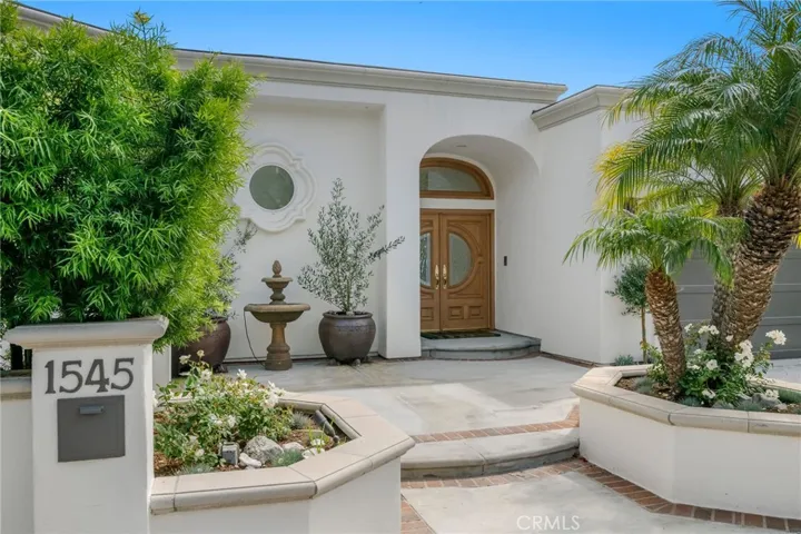 1545 Caribbean Way, Laguna Beach, California 92651