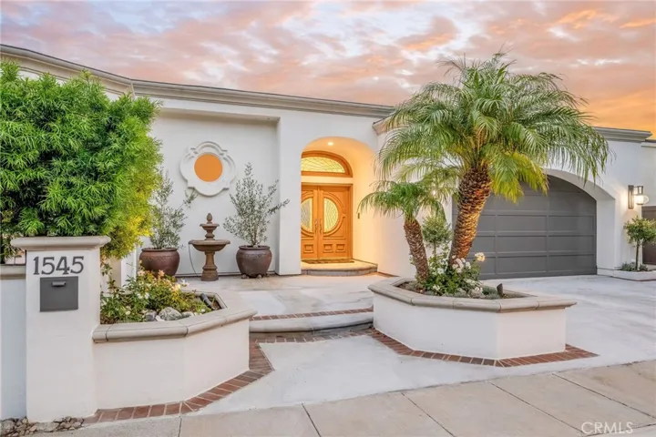 1545 Caribbean Way, Laguna Beach, California 92651