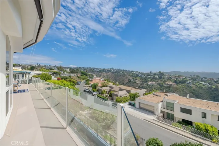 1545 Caribbean Way, Laguna Beach, California 92651