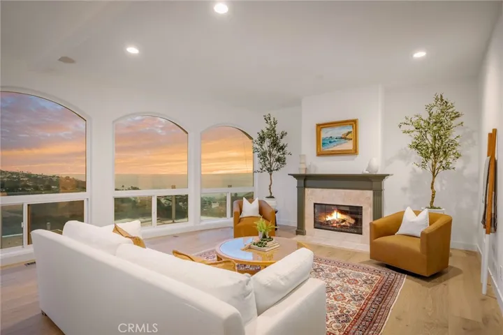 1545 Caribbean Way, Laguna Beach, California 92651