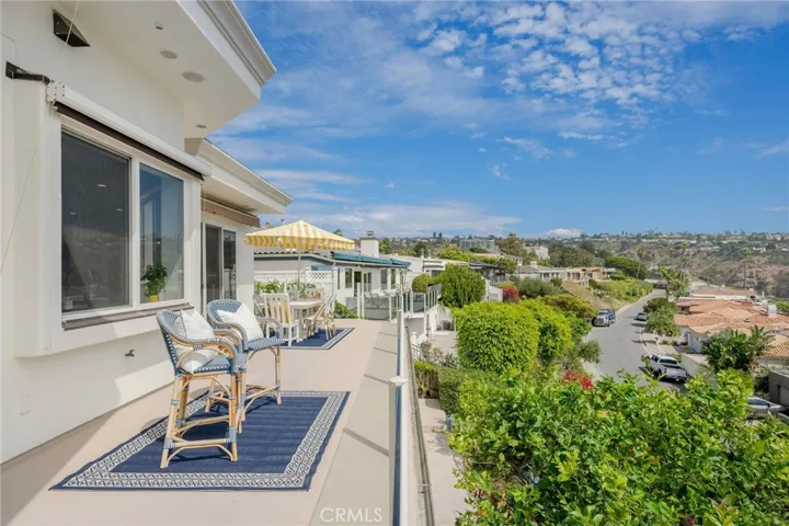 1545 Caribbean Way, Laguna Beach, California 92651