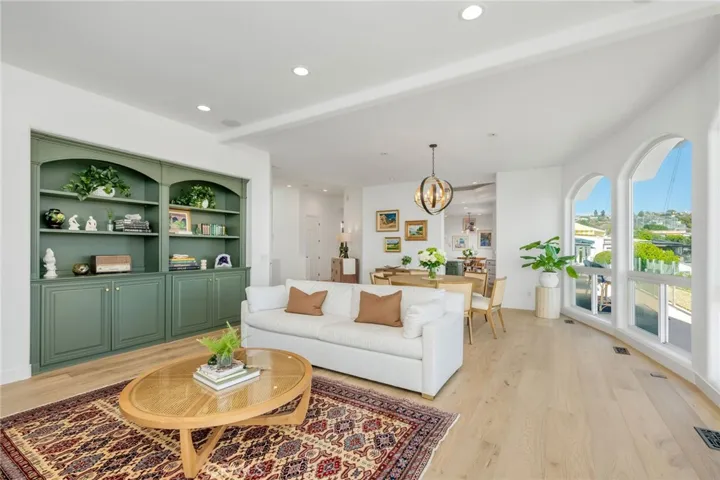 1545 Caribbean Way, Laguna Beach, California 92651