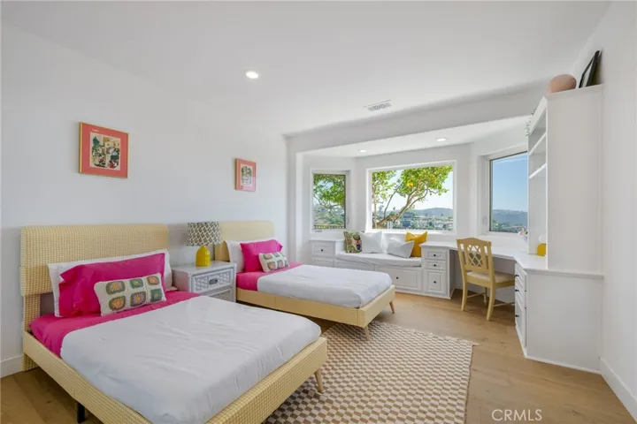 1545 Caribbean Way, Laguna Beach, California 92651