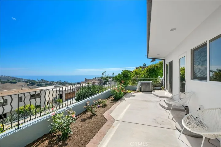 1545 Caribbean Way, Laguna Beach, California 92651