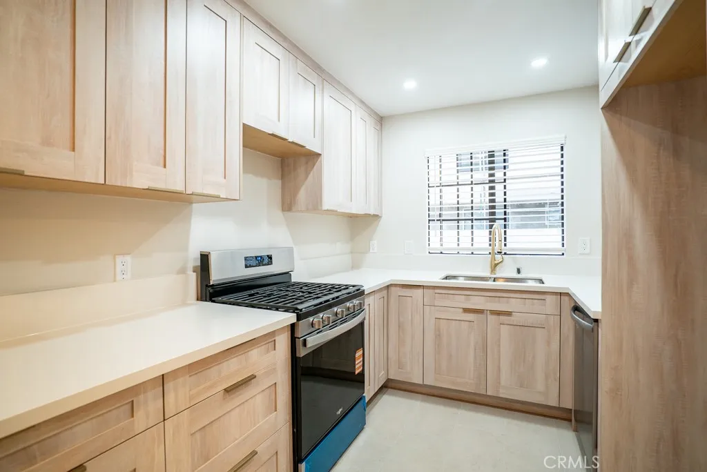 232 W Mission Road D, San Gabriel, California 91776 home-pic-6