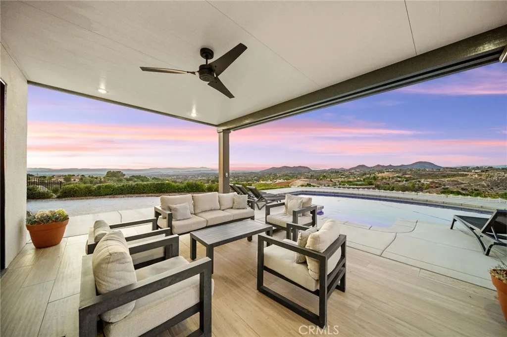39850 Calle Breve, Temecula, California 92592 home-pic-25