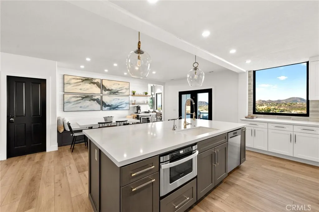 39850 Calle Breve, Temecula, California 92592 home-pic-8