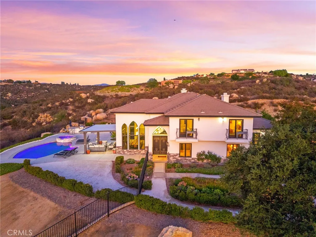 39850 Calle Breve, Temecula, California 92592 home-pic-0