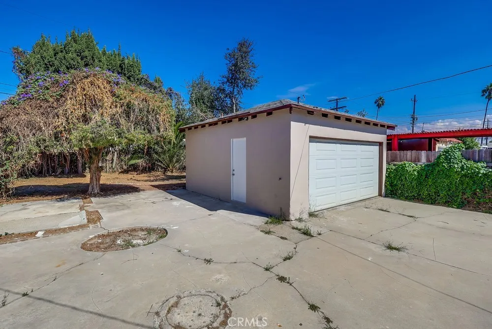 521 W 98th, Los Angeles, California 90044 home-pic-34