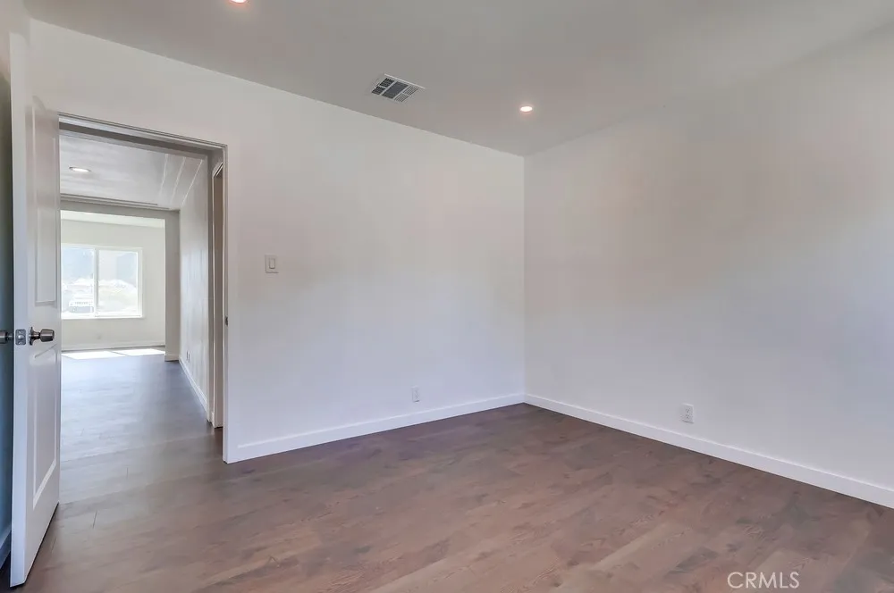 521 W 98th, Los Angeles, California 90044 home-pic-29