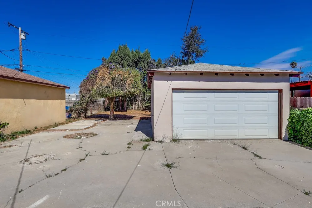 521 W 98th, Los Angeles, California 90044 home-pic-41