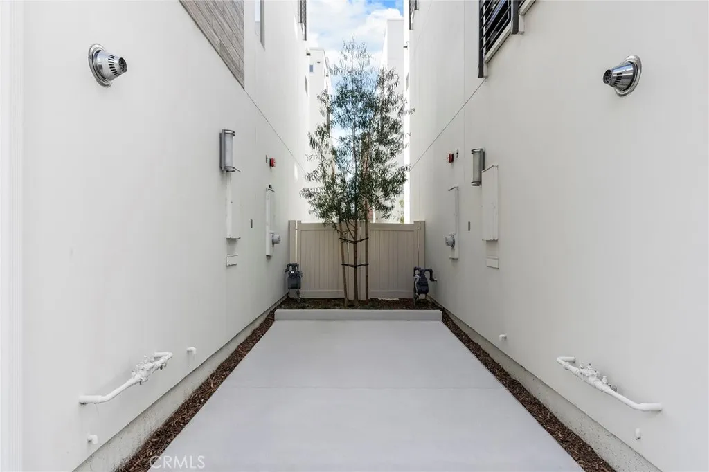 77 Ebb Tide Circle, Newport Beach, California 92663 home-pic-57