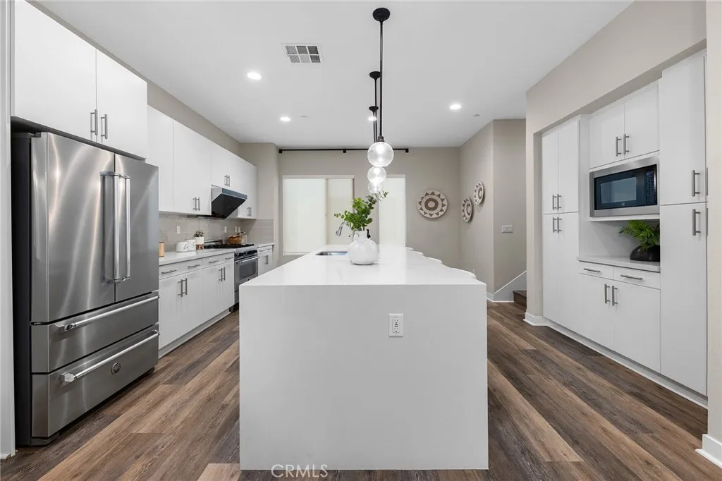 77 Ebb Tide Circle, Newport Beach, California 92663 home-pic-25