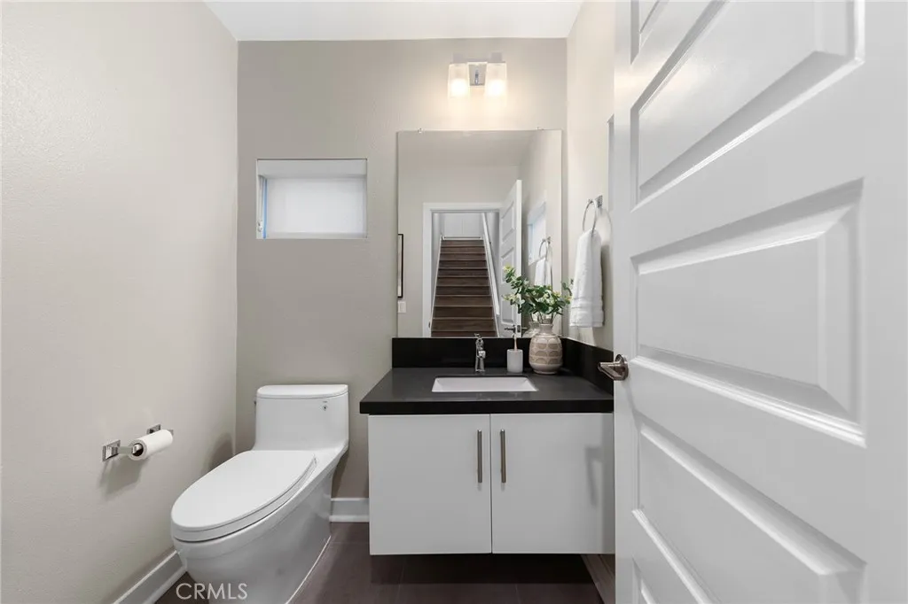 77 Ebb Tide Circle, Newport Beach, California 92663 home-pic-31