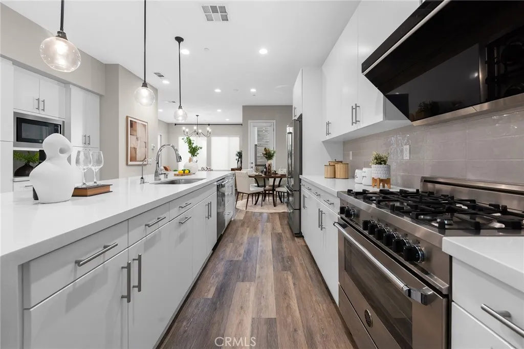 77 Ebb Tide Circle, Newport Beach, California 92663 home-pic-29