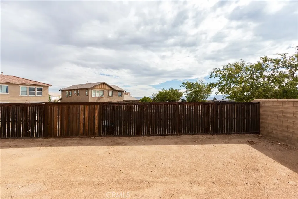 8507 Stockton Avenue, Hesperia, California 92344 home-pic-31