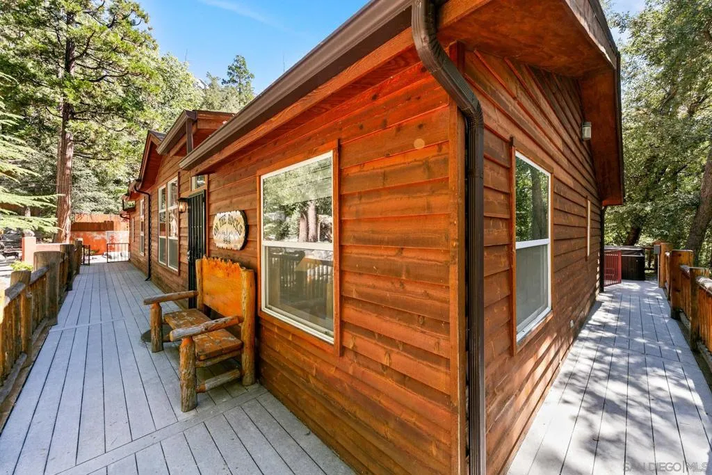 24655 Upper Rim Rock Road, Idyllwild, California 92549 home-pic-11