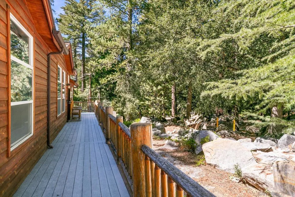 24655 Upper Rim Rock Road, Idyllwild, California 92549 home-pic-10