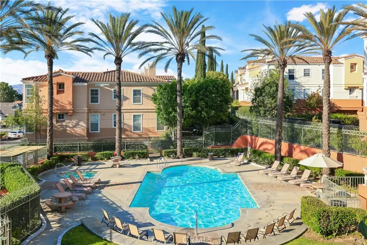 Resort style pool & spa