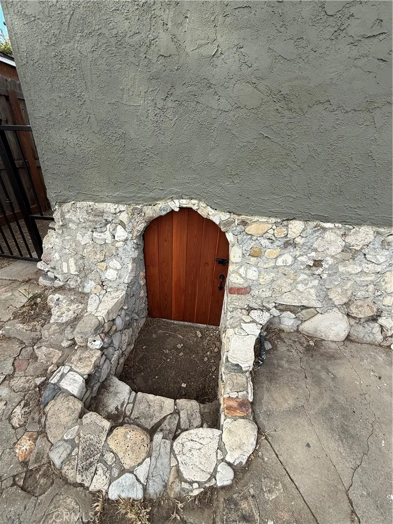 584 W 3rd, San Pedro, California 90731 home-pic-29